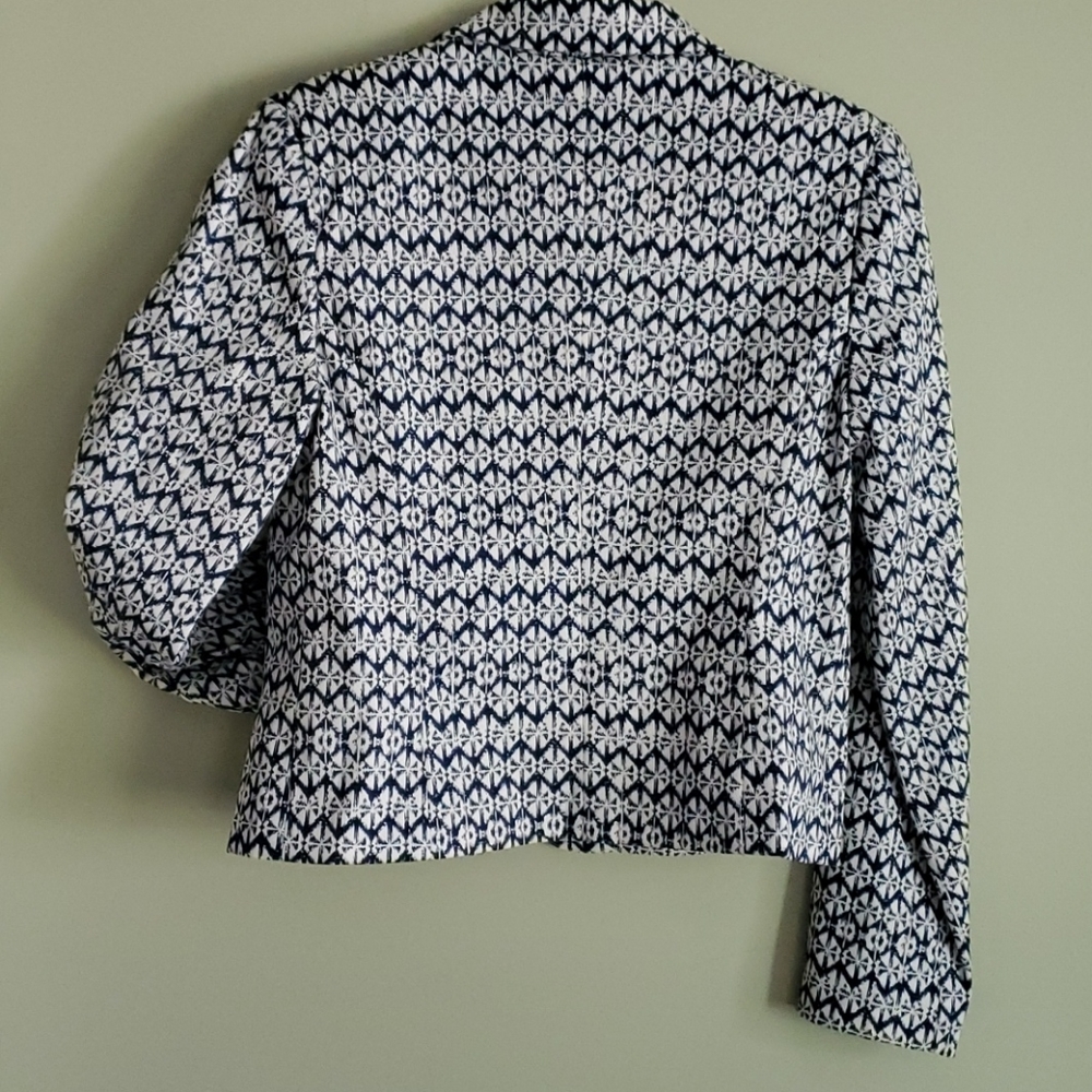 Jacket - Picture 4 of 4